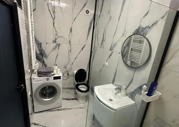 Garsoniera Zona Stadion