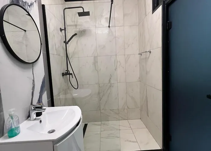 Garsoniera Zona Stadion