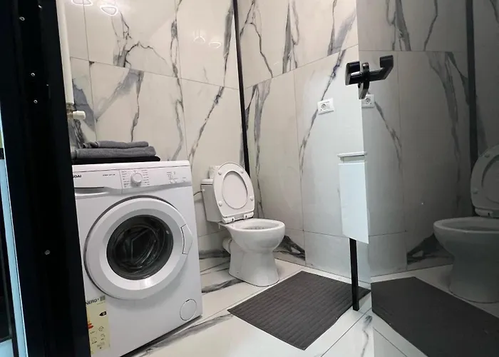 Garsoniera Zona Stadion *